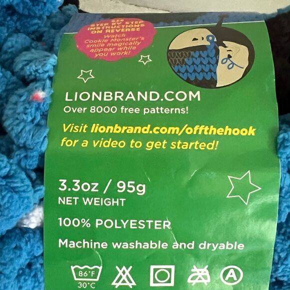 Lion Brand Yarn Sesame Street Off The Hook Fuzzy Friends Cookie Monster 2 Skeins - Picture 4 of 4